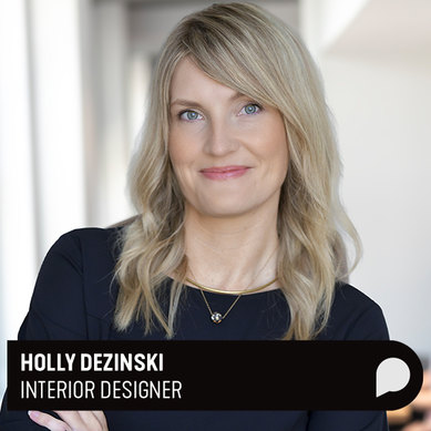 Holly Dezinski Headshot